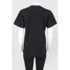Black T-shirt with gray geometric print