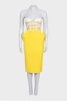Yellow dress with patch pockets
