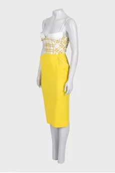 Yellow dress with patch pockets