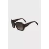 Gradient sunglasses with shiny frames
