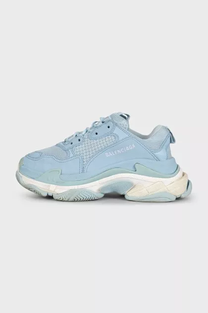 Кроссовки голубого цвета Triple S