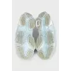 Кроссовки голубого цвета Triple S
