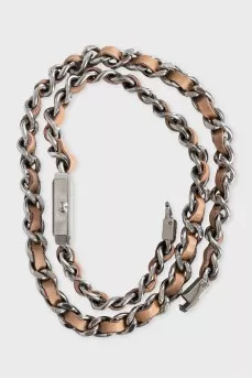 Watch with a Première strap