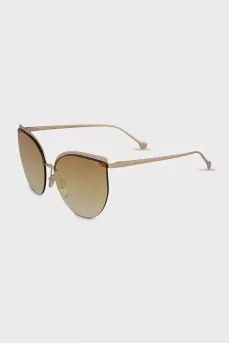 Cat eye sunglasses with gold frames
