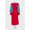 Fitted dress decorated with embroidery
