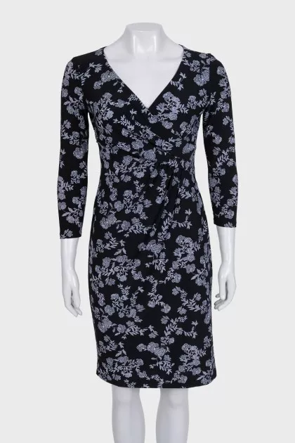 Printed bodycon dress with a V-neck