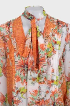 Loose floral print blouse with ties