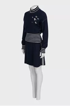 Blue suit with decor