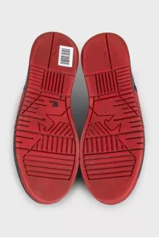 Men's leather sneakers with red inserts