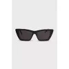 Black cat eye sunglasses with logo