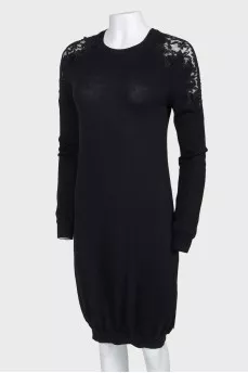 Black dress with lace on the sleeves