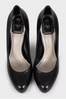 Black stiletto heels
