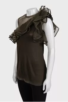 Top with a transparent top decorated with frills