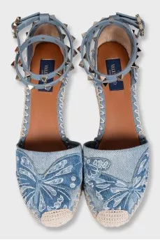 Denim sandals with a braided wedge heel