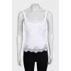 Fitted top decorated with lace