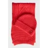 Set of wool scarf and hat
