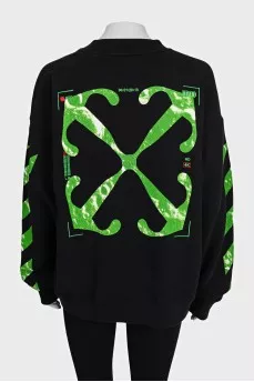Черный oversize свитшот в принт