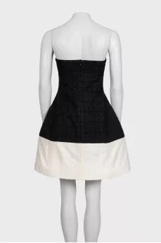 Приталенное черное платье с болеро