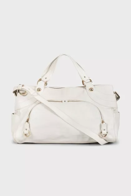 Білий шкіряний тоут із золотистою фурнітурою