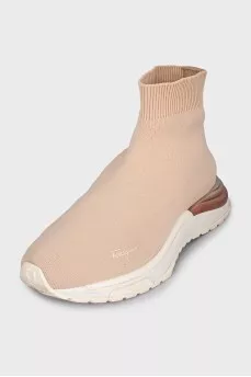Beige sneakers with elastic bands