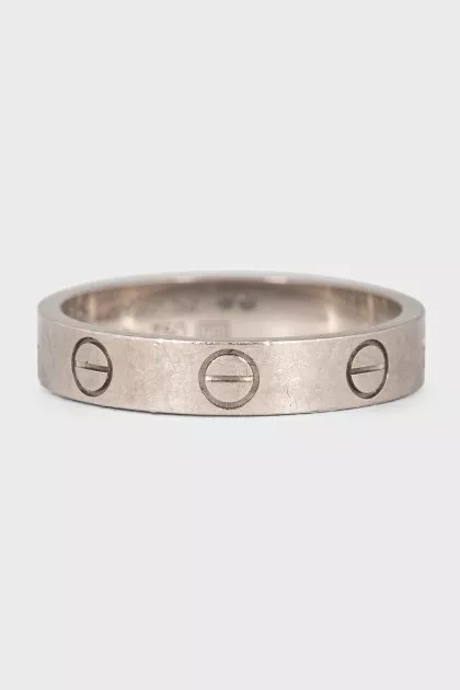 Love ring in white gold