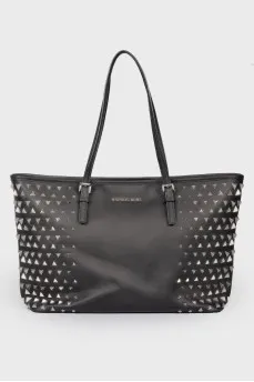 Wide black bag with spikes