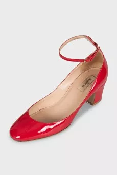 Tan-Go patent leather shoes