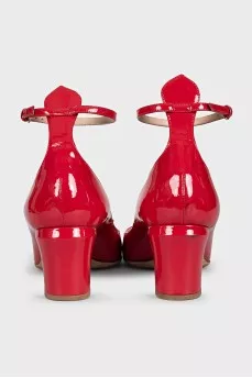 Tan-Go patent leather shoes