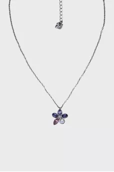 Flower-shaped crystal pendant