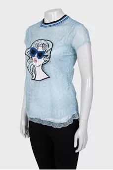 Blue T-shirt with embroidered tag