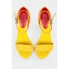 Lemon color metal inlay sandals
