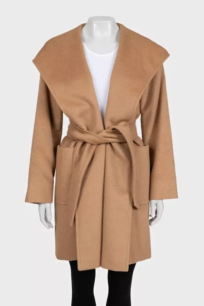 Fitted camel wool wrap coat