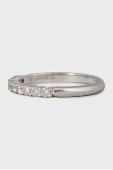 Platinum ring with round brilliant diamonds