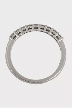 Platinum ring with round brilliant diamonds