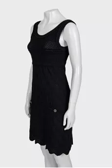 Black sleeveless knit dress