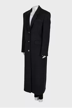 Straight wool coat with buttons