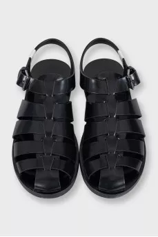 Leather sandals with adjustable buckle