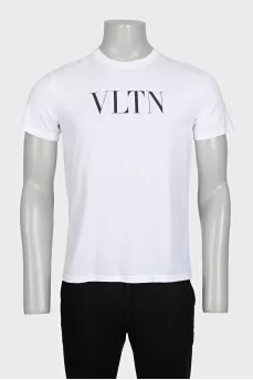 Men's white T-shirt with brand logo