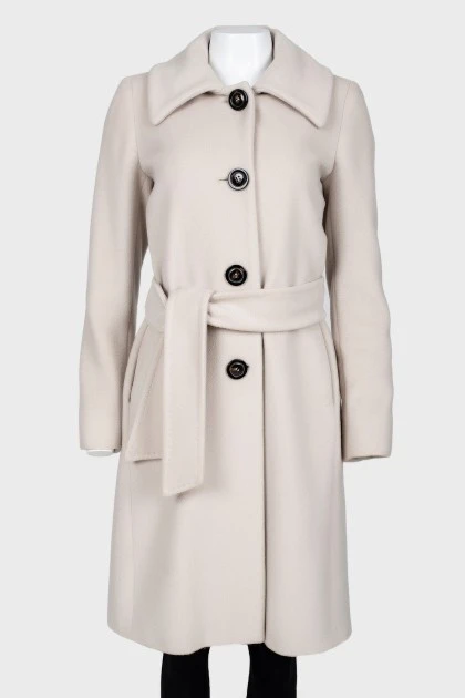 Beige woolen coat