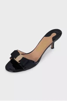 Patent leather mules with heels