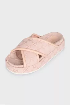 Pink canvas print slides
