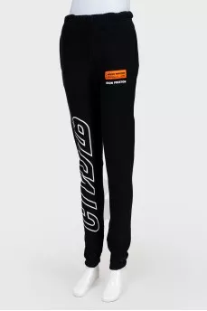 Sports trousers with emblem