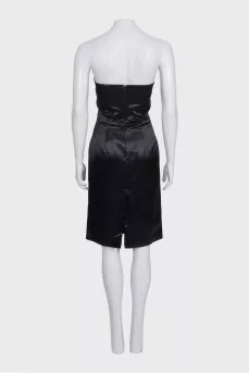 Fitted black bustier dress