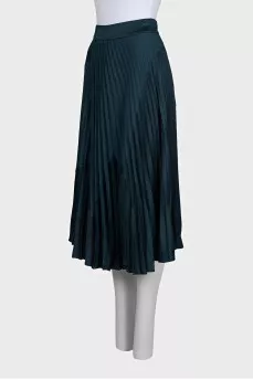 Green pleated skirt with tag