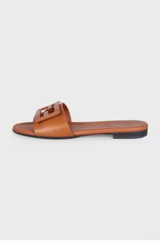 Brown leather Baguette slides