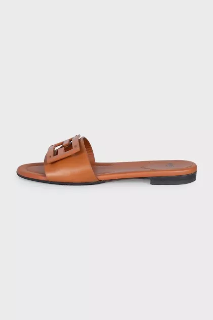 Brown leather Baguette slides