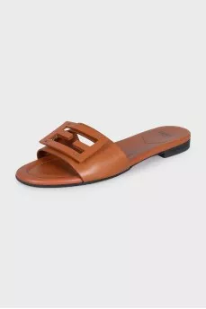 Brown leather Baguette slides