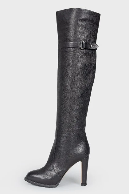 Black heeled booties