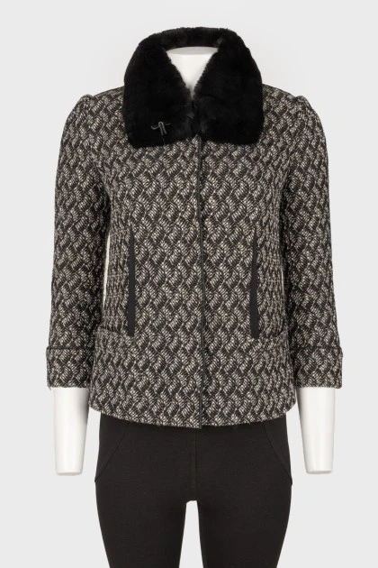 Cropped fur collar coat