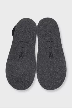 Black ribbed canvas boots